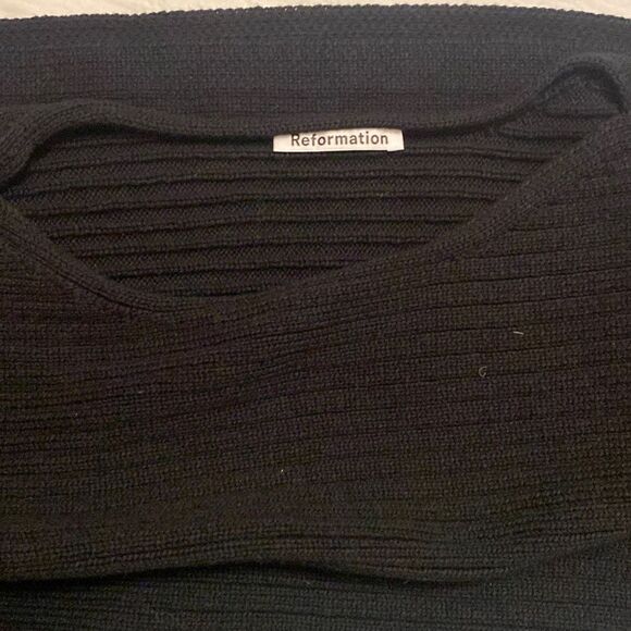 NWT Reformation Cort Short Black Ribbed Knit Boat Neck Pullover Sweater Size XS - Picture 2 of 7